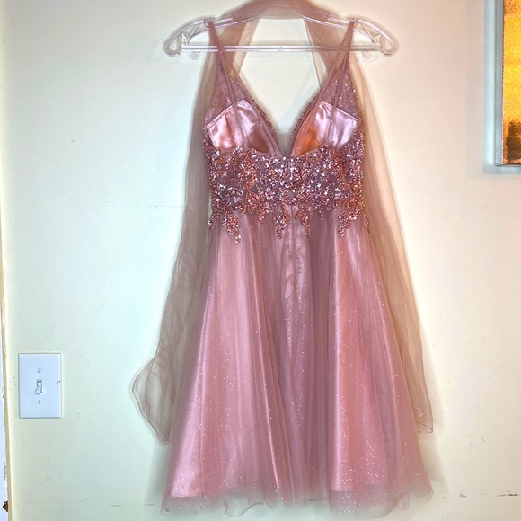 Prom dress worn once in good condition - Picture 4 of 5